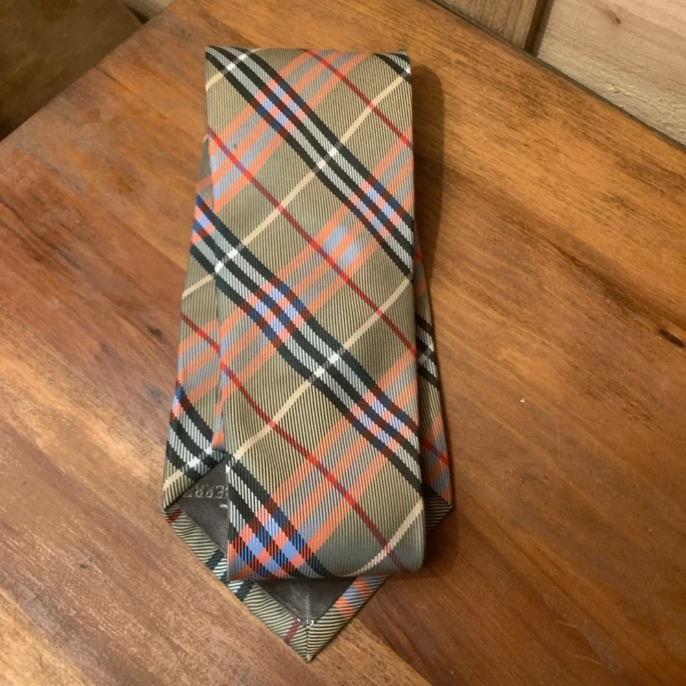Burberry Men's Necktie Silk‎ Nova Check Pattern Multicolors Classic See Details